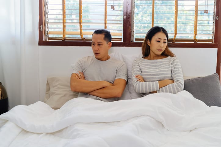 signs you're dating a manipulator