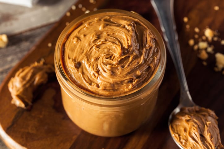 Peanut Butter Nails Are The Latest Beauty Trend That’s Happening Whether We Want It Or Not