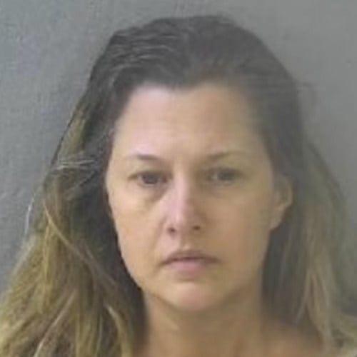48-Year-Old Woman Posed As Her 22-Year-Old Daughter For 2 Years And Even Her Boyfriends Believed It