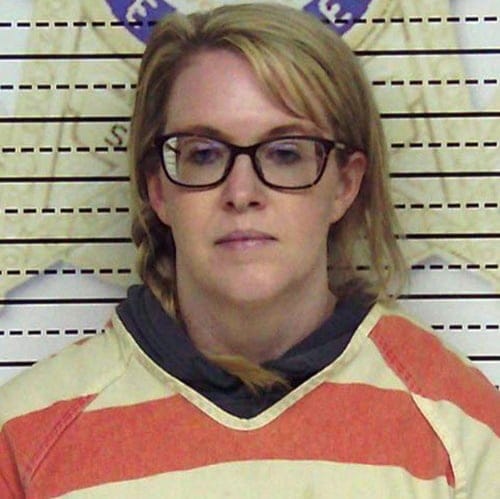 Tennessee Woman Had Sex With 9 High School Students In Exchange For Vape Pens