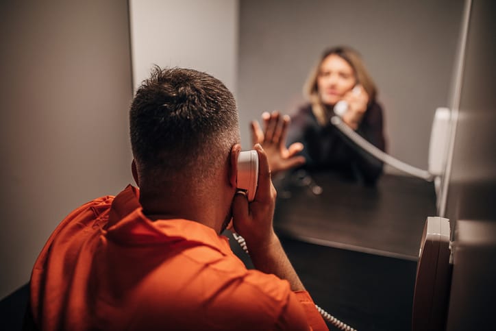 Prisoners Are Using Facebook To Find Love On The Outside