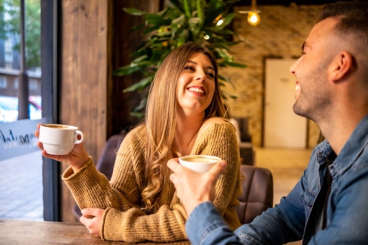 15 Signs You’re An Incessant Meddler And How To Respect People’s Boundaries