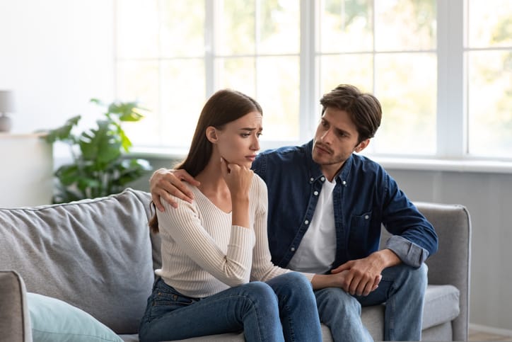 fight couple sad argue