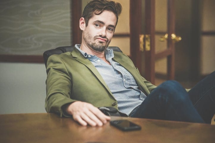 21 Phrases Used By People Who (Mistakenly) Think They’re Smarter Than You