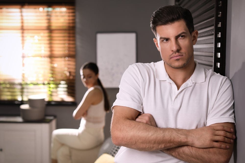 People With Trust Issues Usually Overanalyze These 16 Things