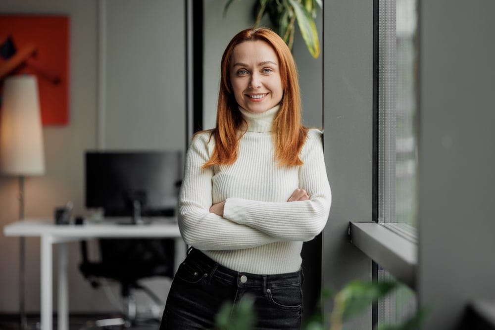 A confident business woman in her 30s