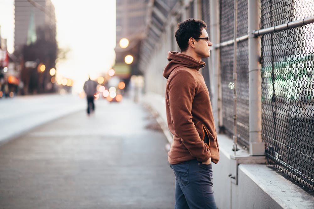 18 Signs You Don’t “Love Your Alone Time,” You’re Actually Antisocial