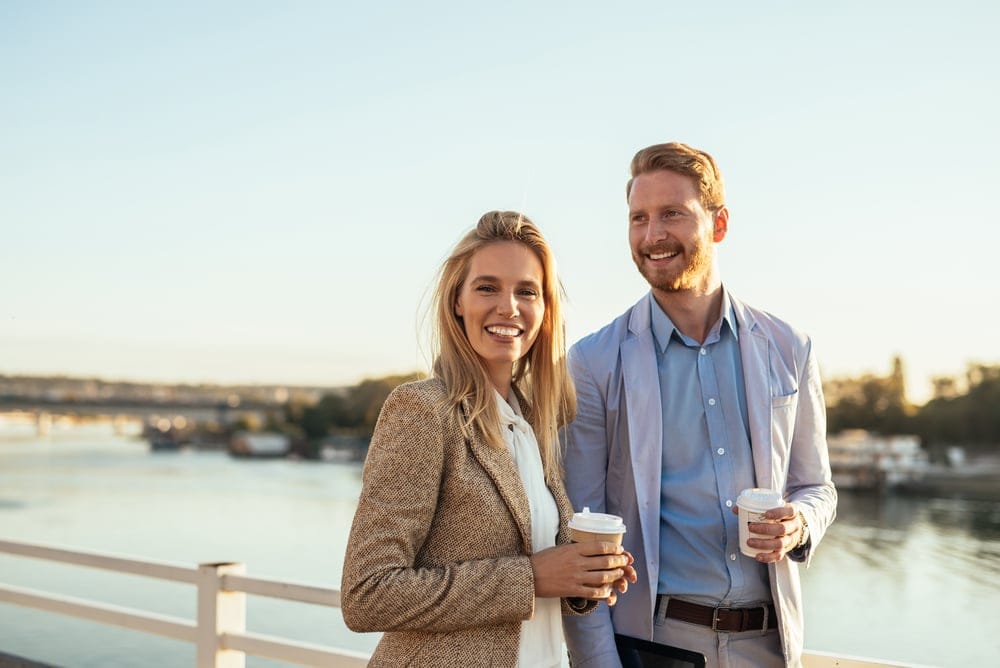 How To Tell A Genuine Person From A Fake One