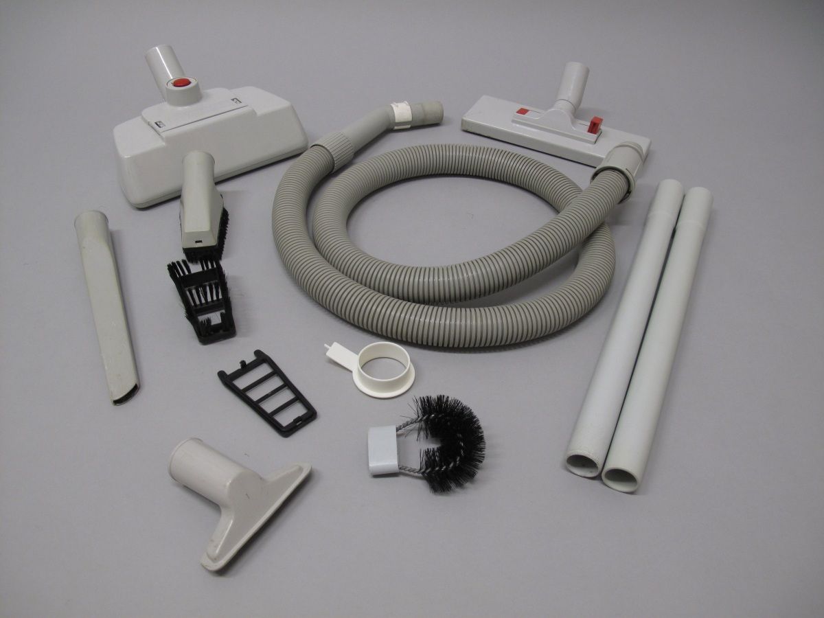 The attachments of a vacuum.