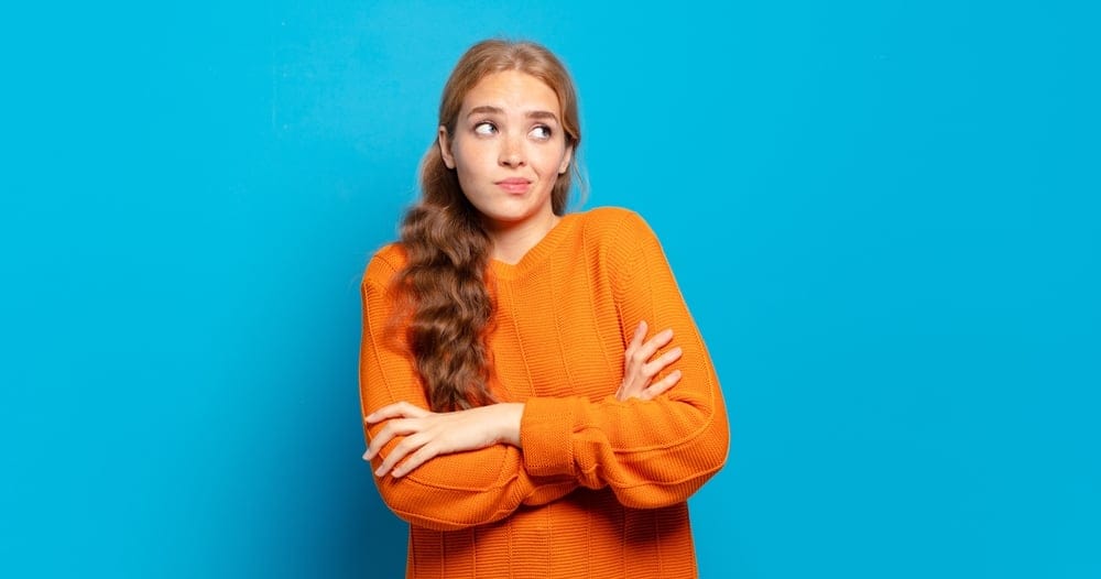 15 Weird Things People Do When They’re Avoiding Something
