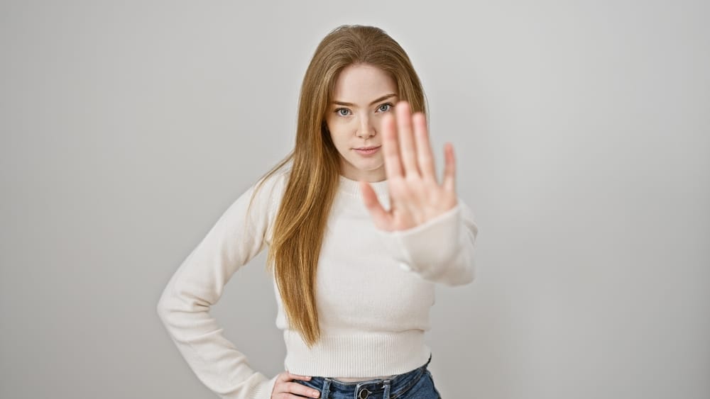 Ways To Set Firm Boundaries If You Lack Self-Esteem