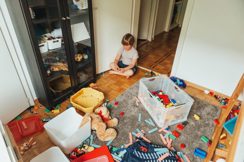 16 Qualities People Who Grew Up In An Unstable Home Develop As Adults