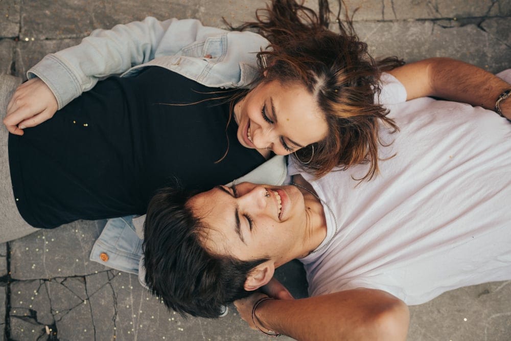 People Who Are Emotionally Present and Supportive Partners Always Do These Things