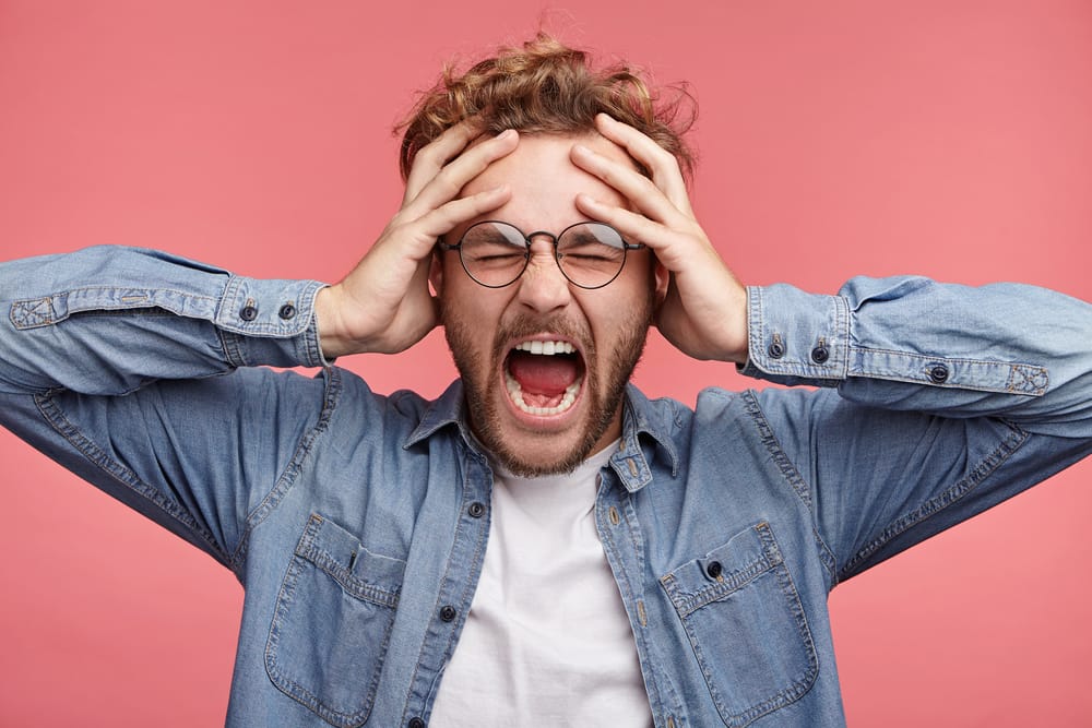 15 Weird Ways Your Body Tells You That You’re Stressed Out