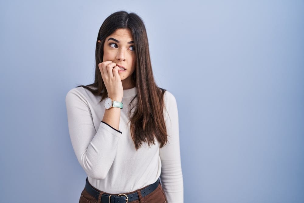 Sad Signs You’re Someone Who Never Feels “Good Enough”