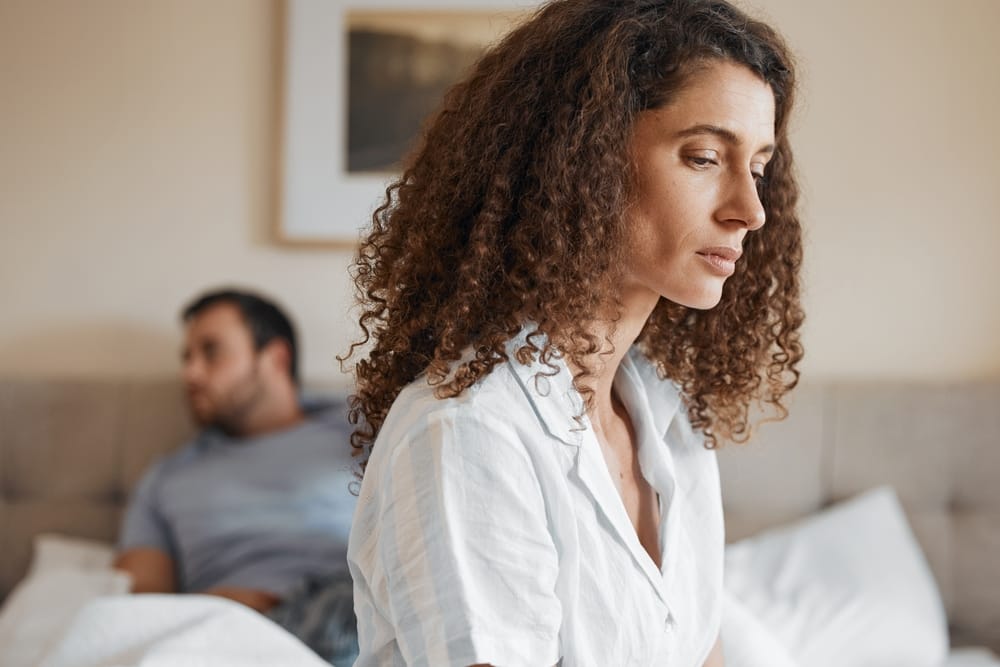16 Signs You Don’t Feel Emotionally Safe in Your Relationship