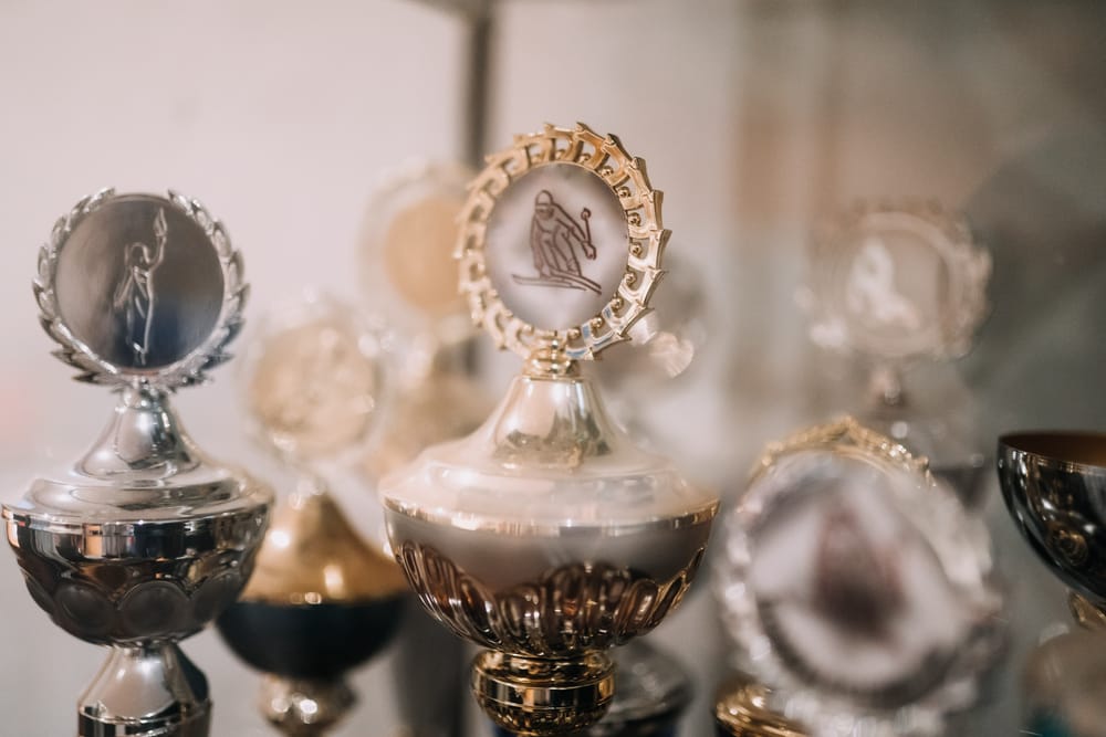 15 Ways You’re Dimming Your Light Because You’re Scared to Shine