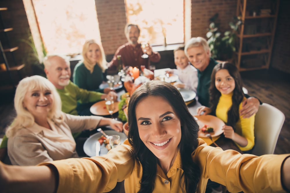 How I Navigate My ‘Complicated’ Family Without Cutting Them Off