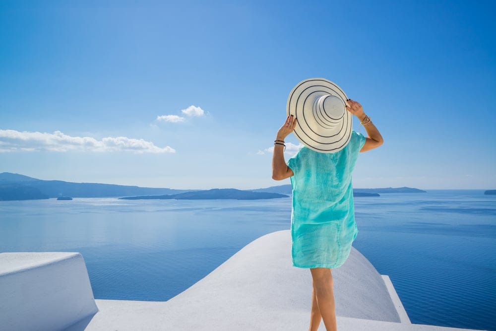 15 “Dream Vacations” That Are A Major Downer In Real Life