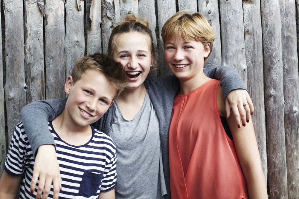 13 Things Everyone Gets Totally Wrong About Middle Children