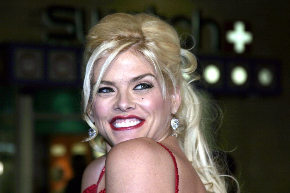 10 Famous Celebrities Who Tragically Lost A Child