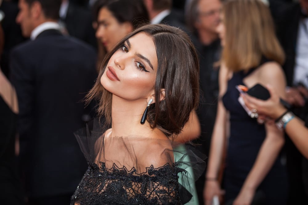 Why Are People So Obsessed With Emily Ratajkowski?