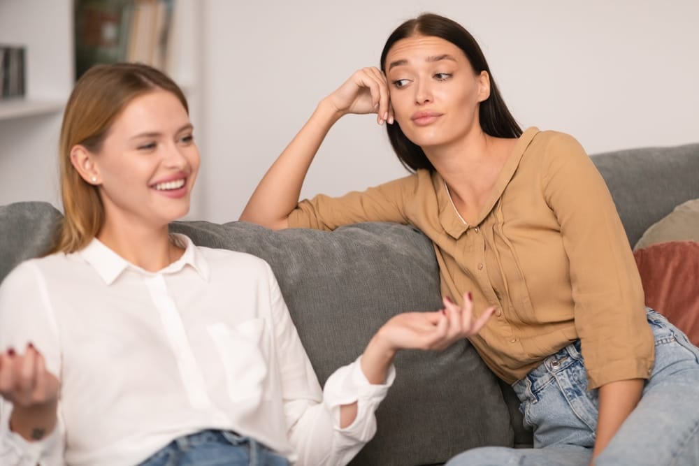 Could Your ‘Friend’ Actually Be A Covert Manipulator? Here Are The Signs