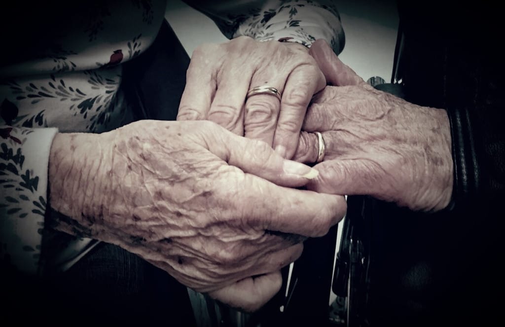 Man Celebrates 67th Anniversary With Wife From Outside Her Care Home Window