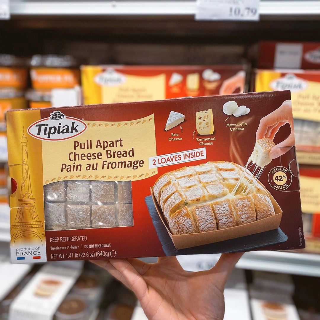 Costco Is Selling Cheesy Pull-Apart Bread With 3 Different Cheeses
