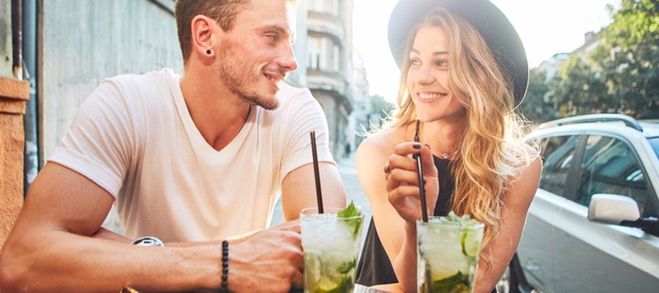 7 Signs He’s Treating You Like An Option Rather Than His #1 Choice