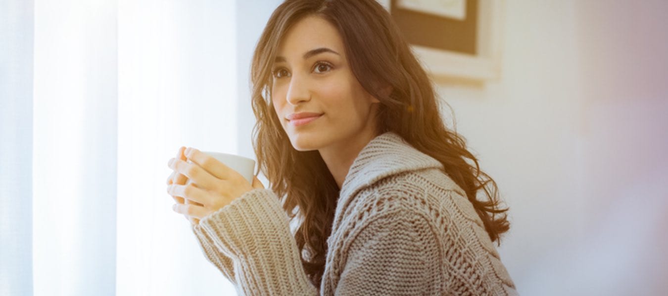 10 Signs You’re Coming Off As Desperately Single