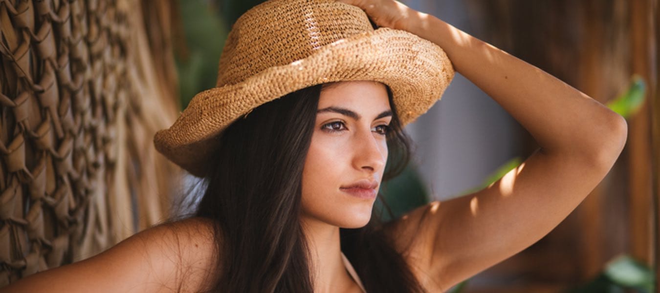 10 Subtle Ways You’re Sending Out The Vibe That You’re Not Ready For Love