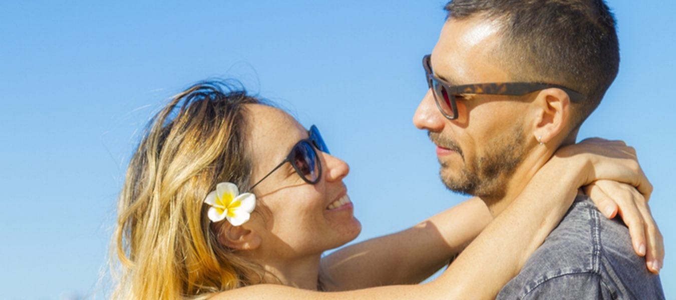 12 Signs Your Boyfriend Is Trustworthy, According To A Guy