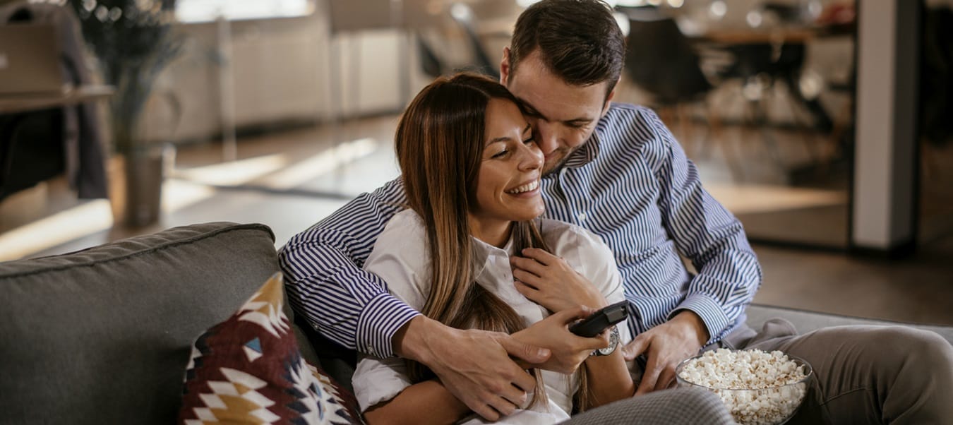 What Makes A Healthy Relationship? 10 Basic Qualities Couples Need To Thrive