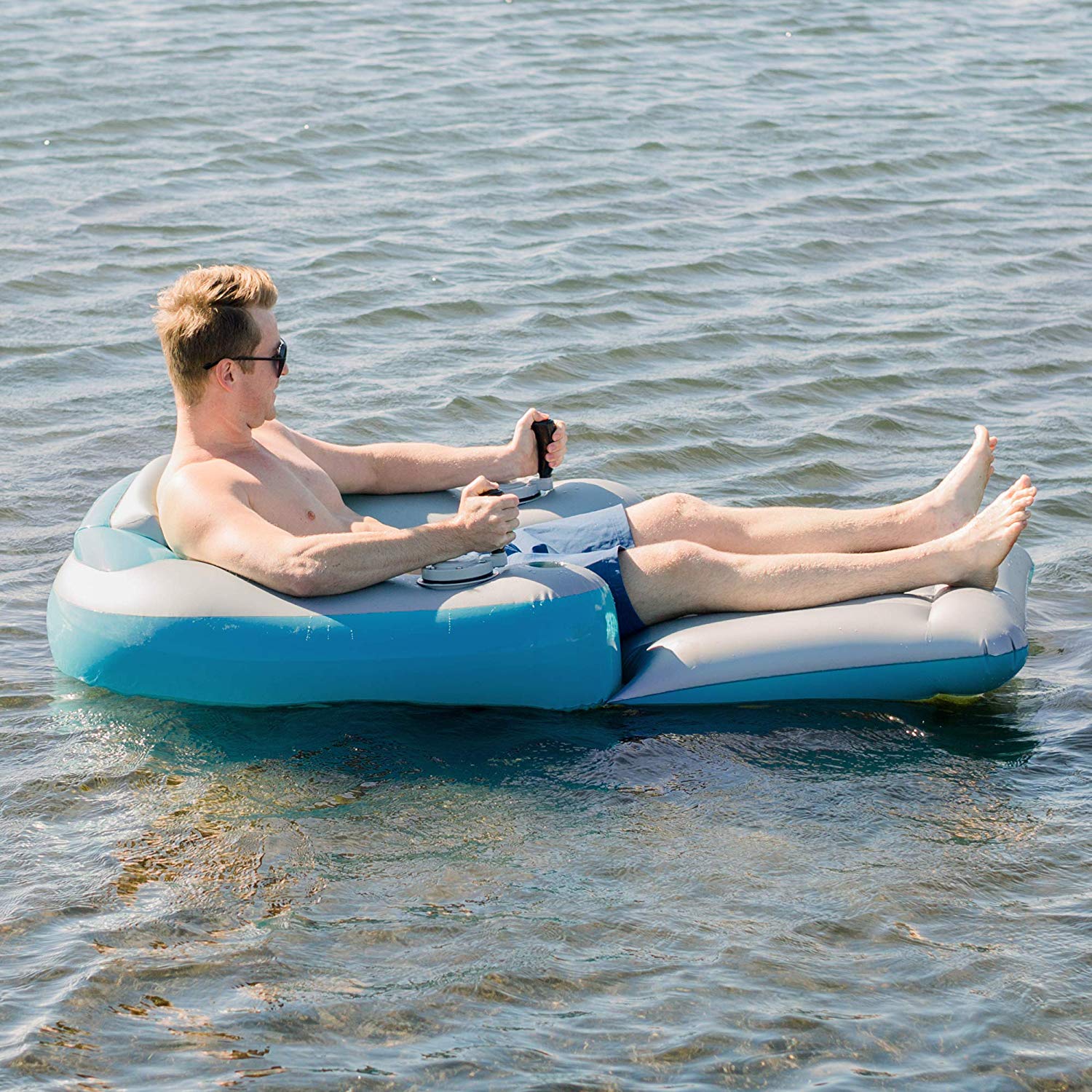 This Motorized Pool Lounger Will Let You Cruise Around Like A Millionaire