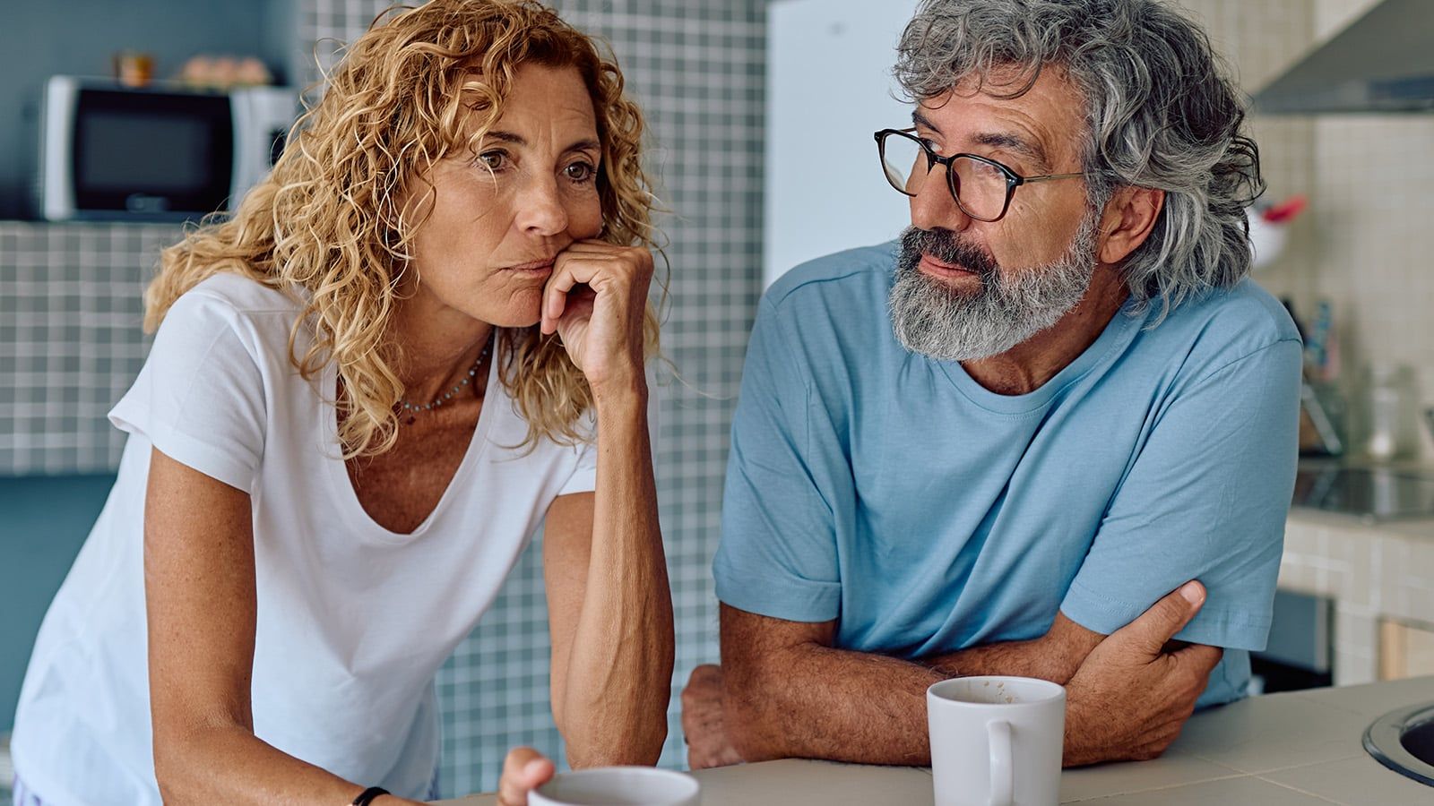 You can usually tell how unhappy someone is in their relationship by these 11 phrases they say pretty much daily