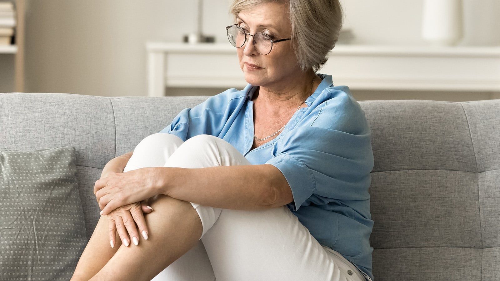 I’m 71 and my kids stopped calling — it took months with a psychologist to help me see these 5 simple habits I thought were caring were actually making them dread every conversation