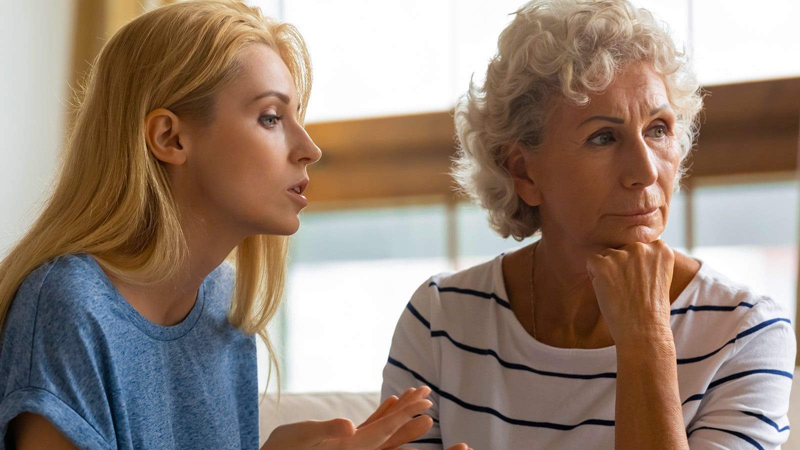 “My best friend’s mom had her at 45 and called it her choice, now she’s pressuring her 20-something daughter to settle down and have kids immediately, and I couldn’t stay quiet about the hypocrisy any longer”