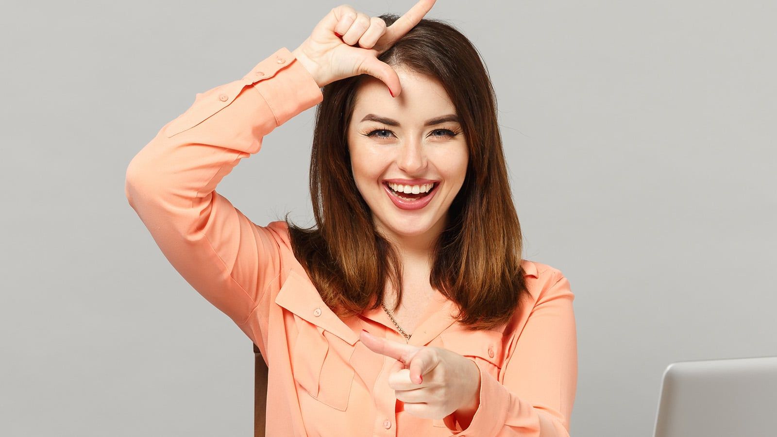 Psychology says these 11 phrases make people assume you’re of below average intelligence