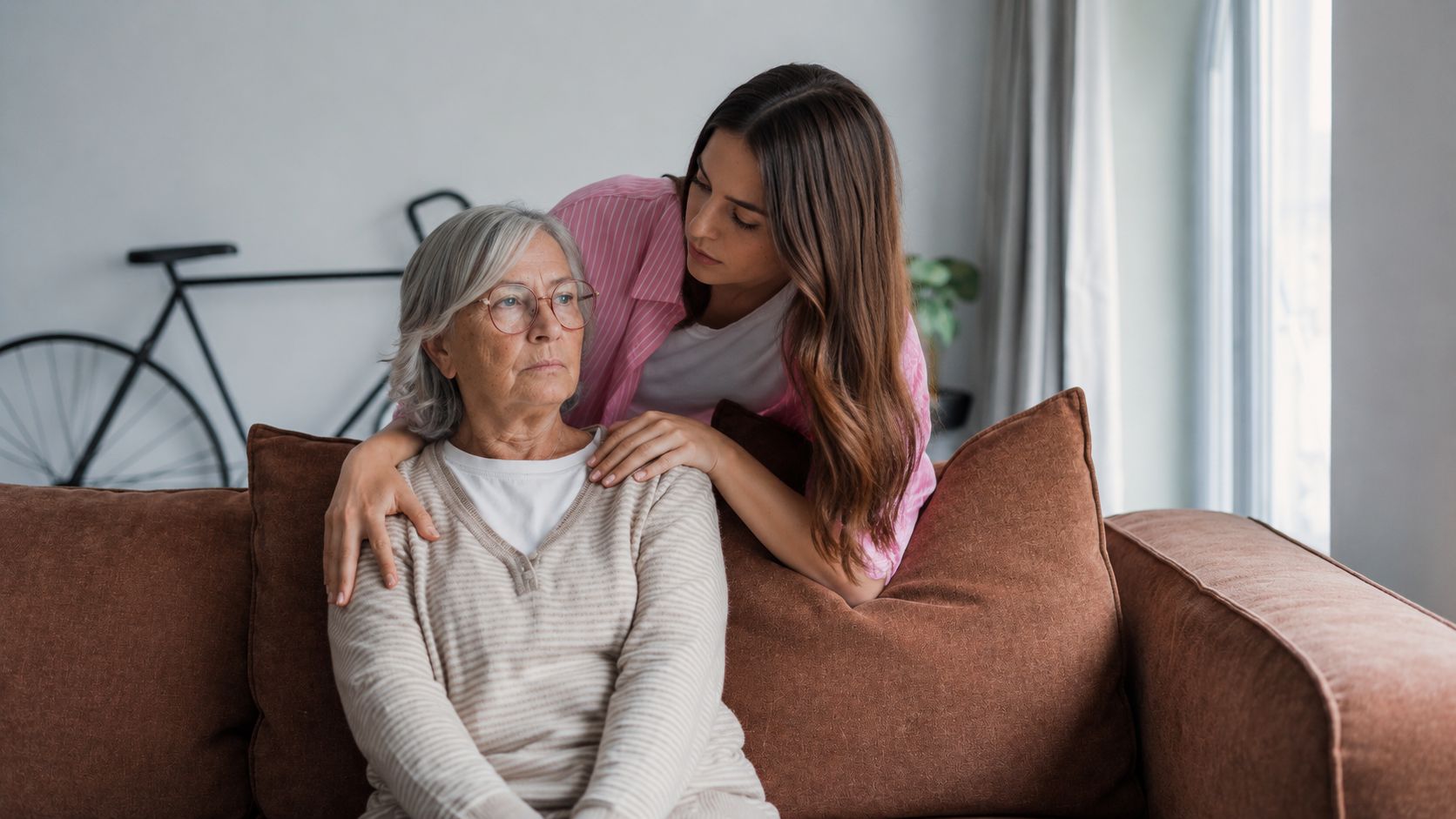 The most painful part of a parent slowly aging isn’t watching them lose abilities—it’s noticing them start to apologize for things they would never have apologized for ten years ago