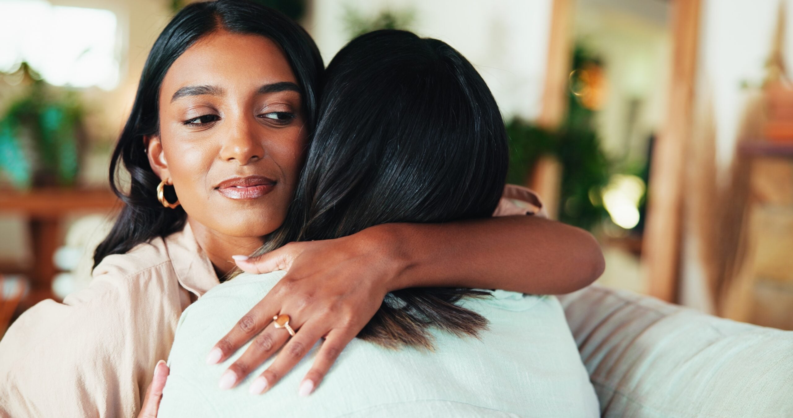 Why So Many People Who Cut Off Toxic Family Members Are Going Back To Mend Things In 2026