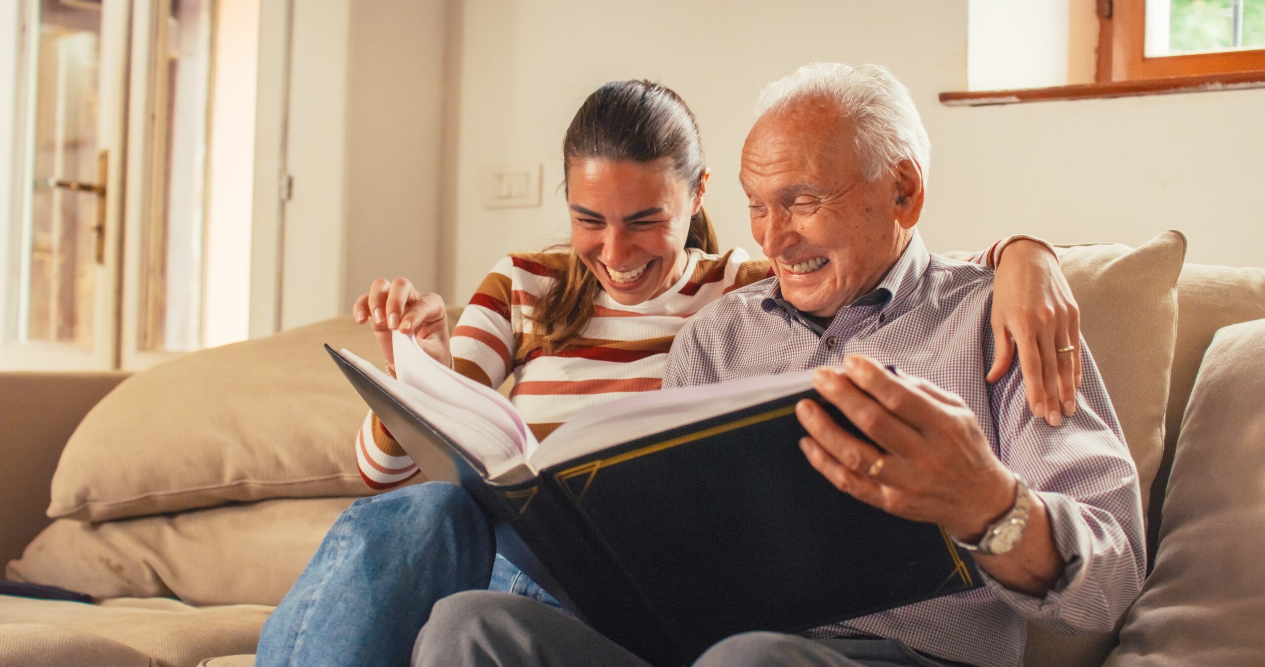Some parents raise adult children who genuinely enjoy visiting—and psychologists say the difference usually comes down to these 10 relational habits