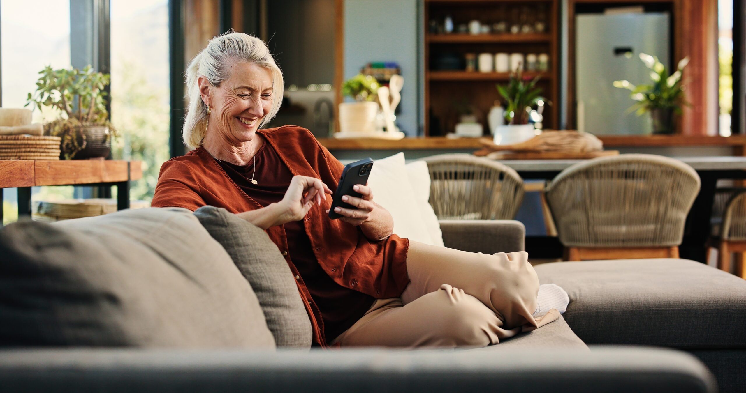 I stopped giving my daughter advice—and that’s when she actually started calling just to talk