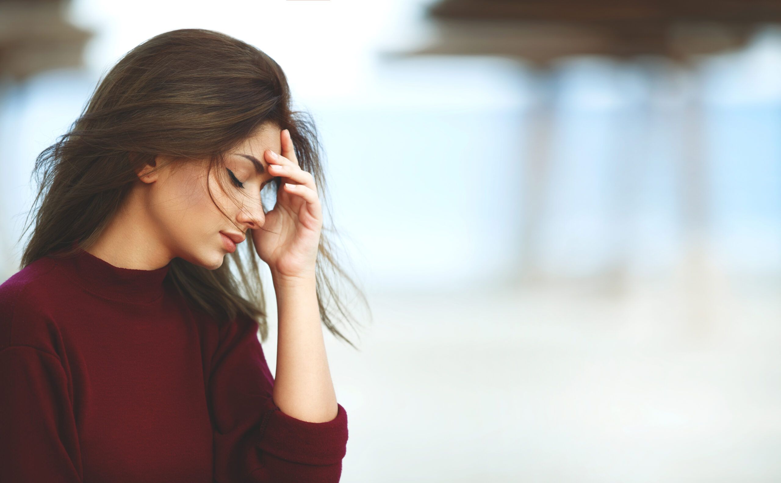Adults who grew up in loud, unpredictable homes often develop these 9 habits that make silence feel safer than company