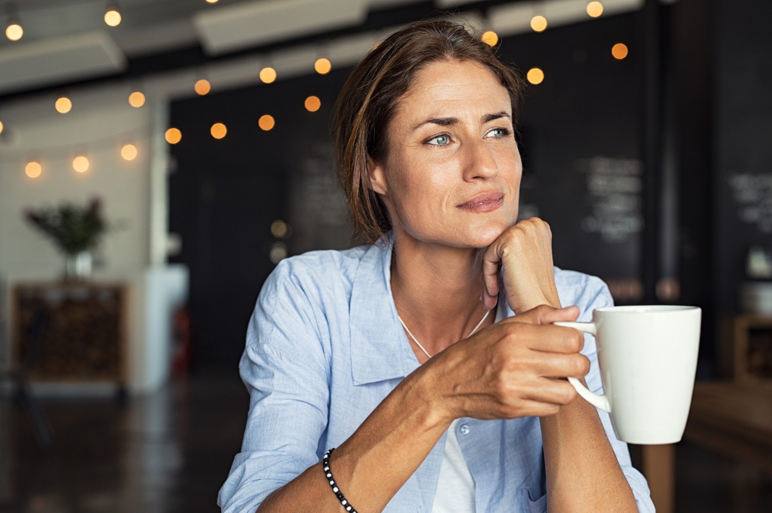 What makes someone instantly more trustworthy isn’t confidence—it’s these 11 moments of openness