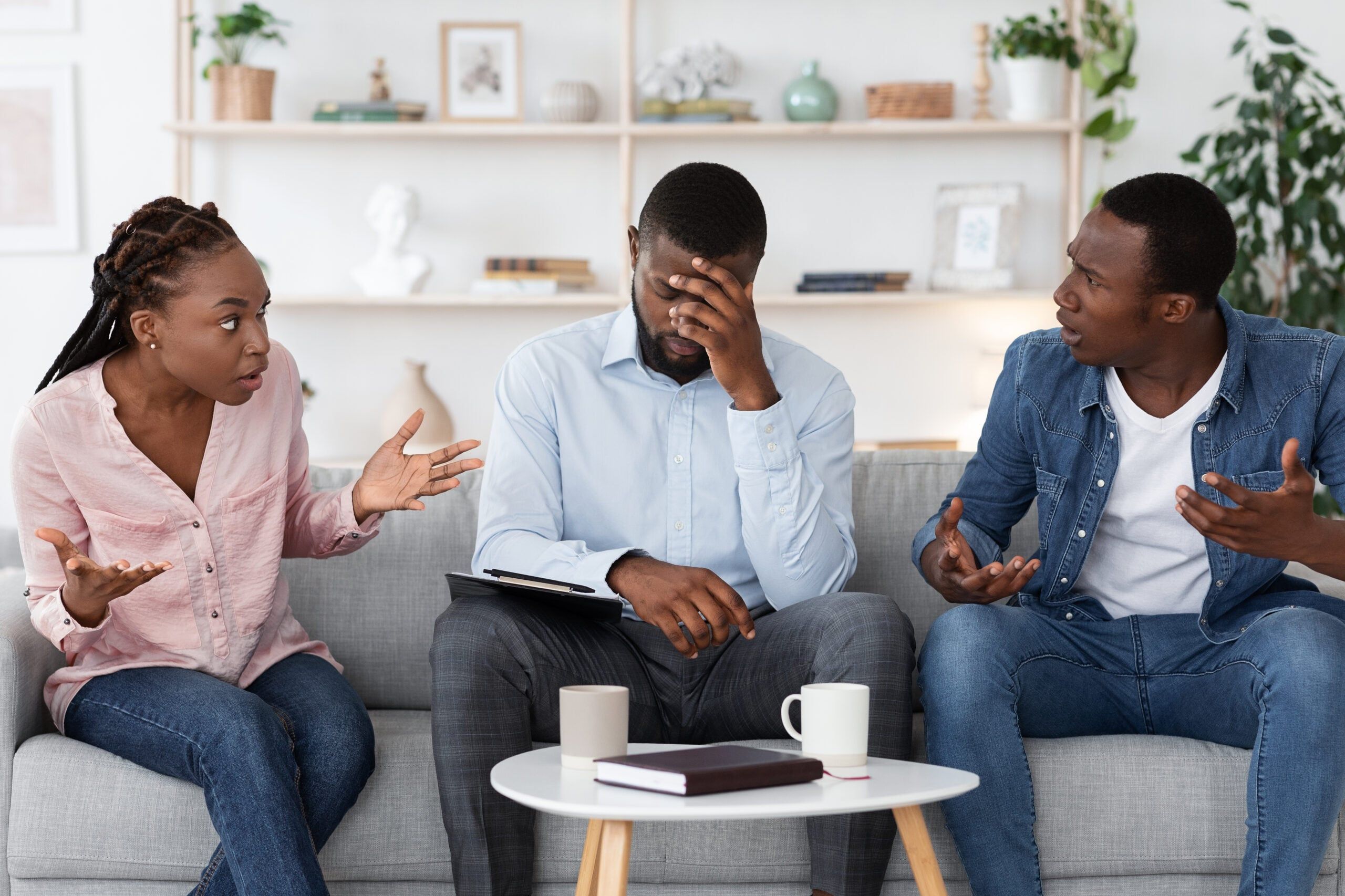 Why Your Adult Siblings Still Act Like Children Around You: 10 Common Family Dynamics