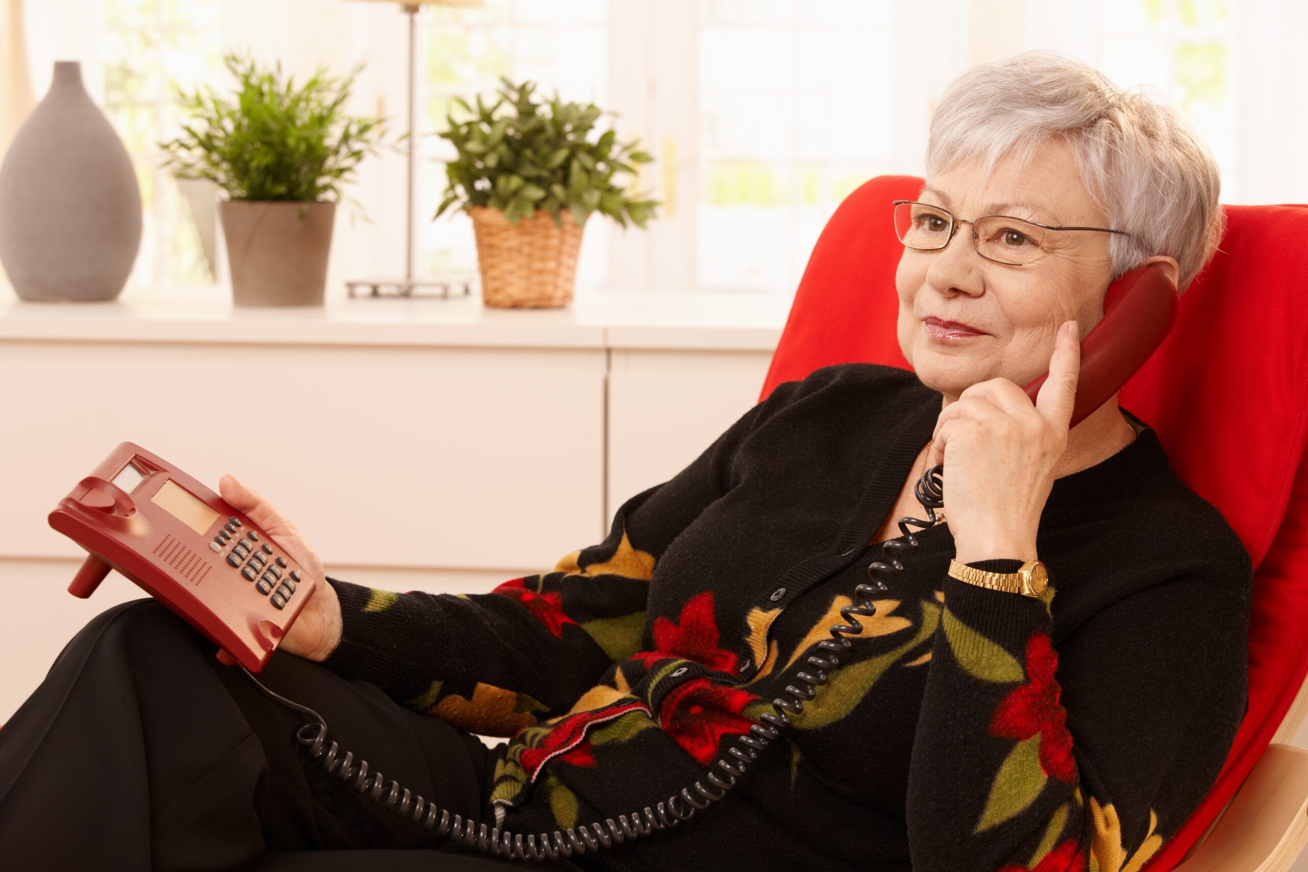 Older People Who Stay Sharp & Motivated Do 15 Uplifting Things Every Day