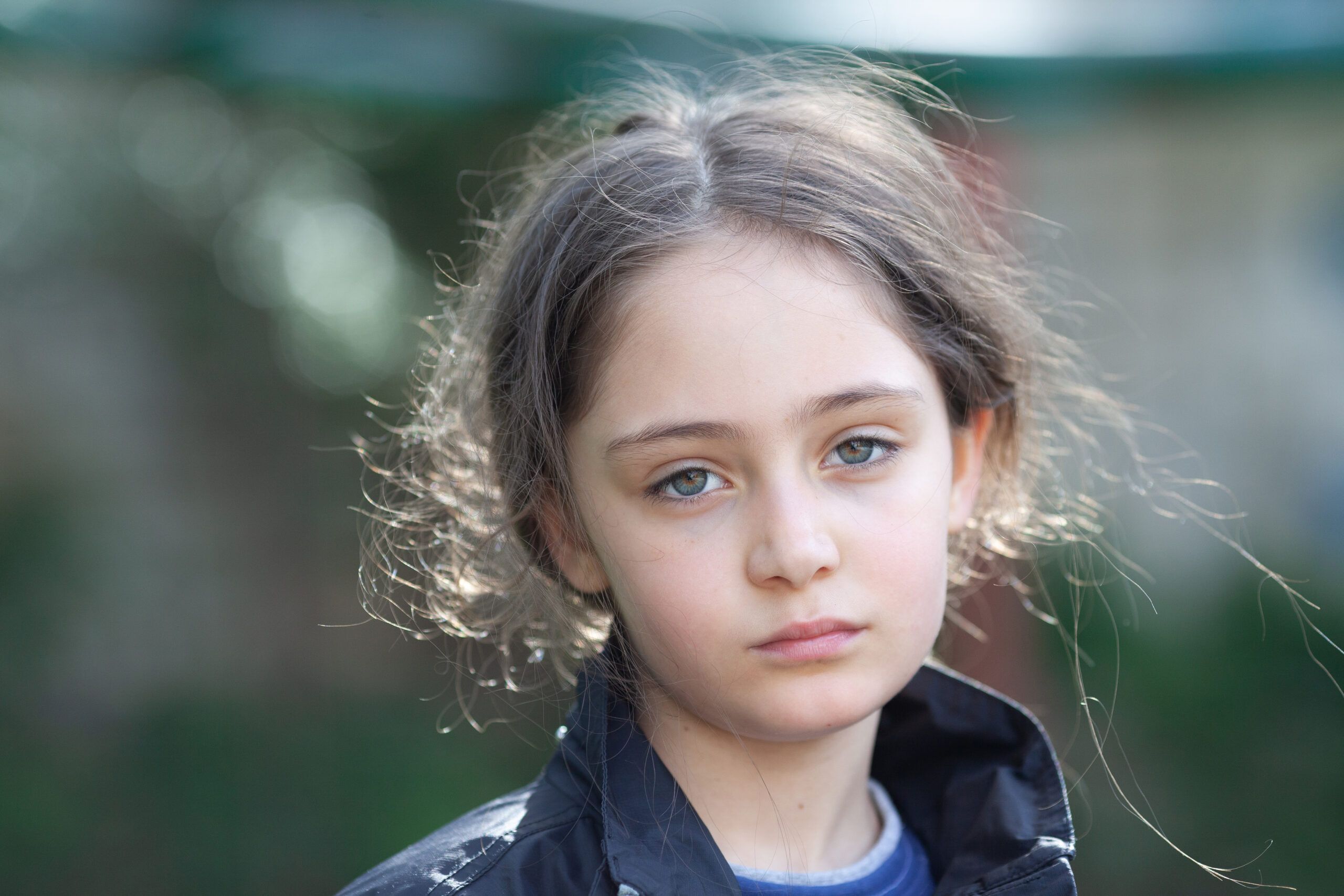 If You Were The Oldest Daughter In A Working-Class Family, These Are The 8 Things You Understood Before Age 12