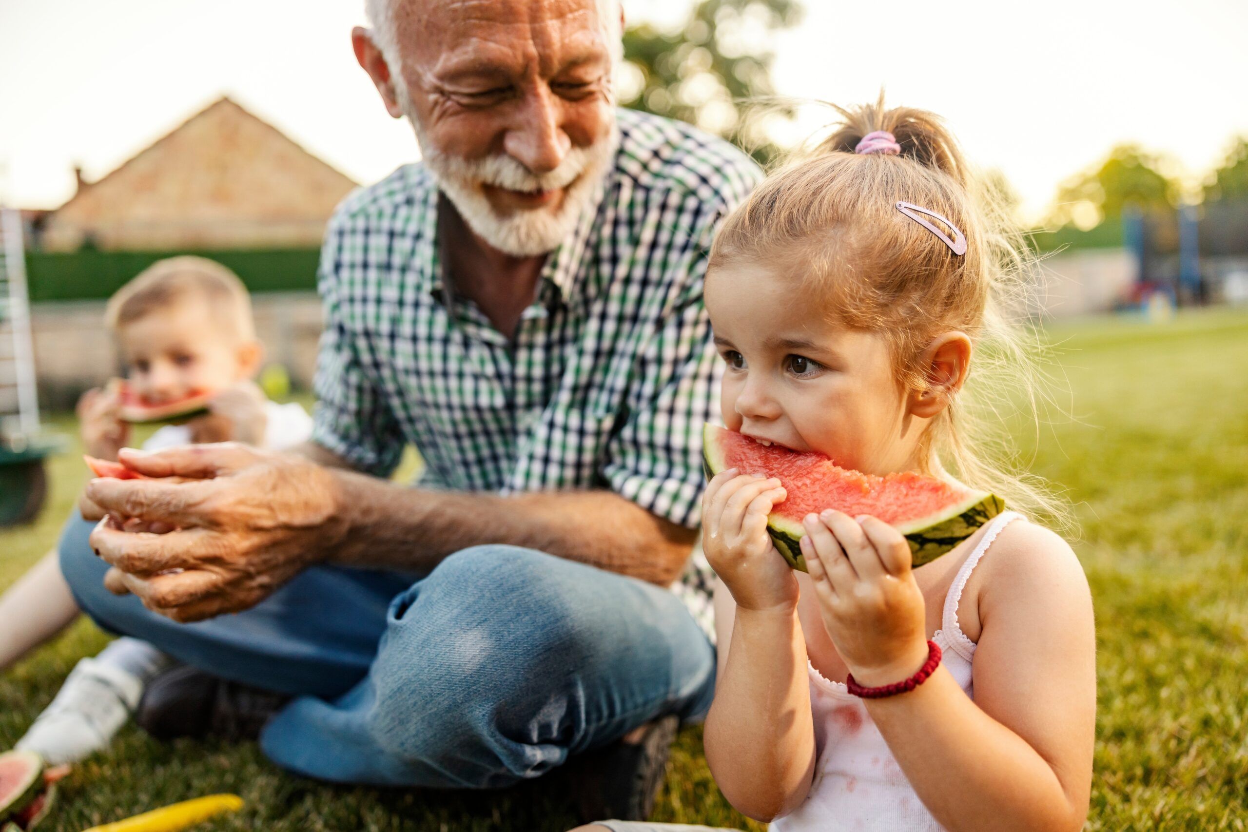 13 things grandparents do that make kids count down the days until the next visit