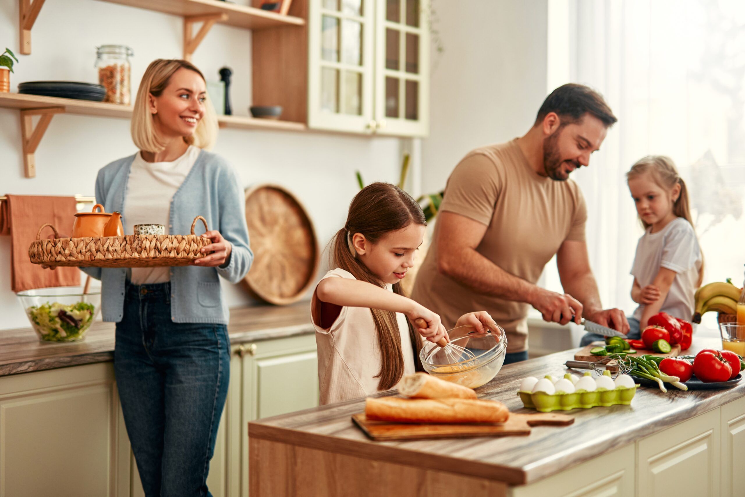 According To Psychology, Parents Who Never Fought In Front Of The Kids May Have Accidentally Instilled These 8 Behaviors In Their Adult Children